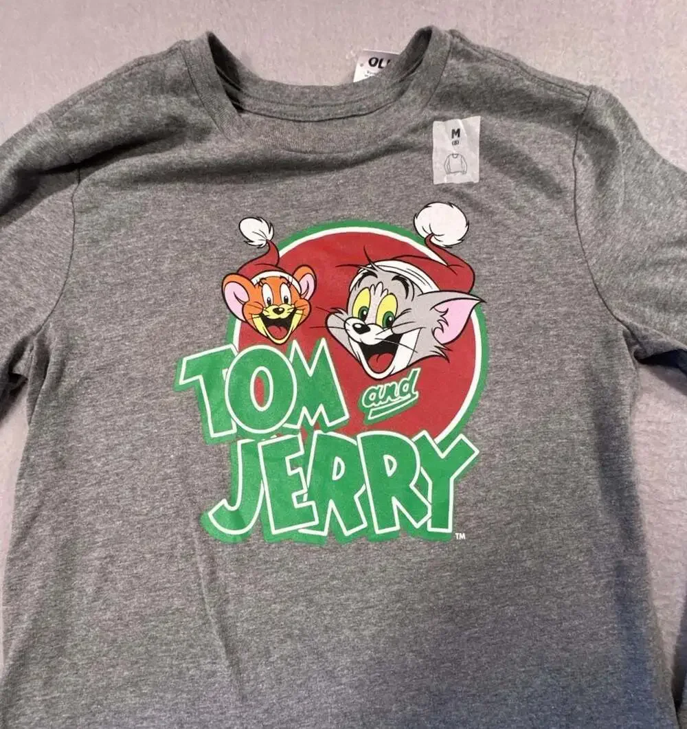 Old Navy Tom and Jerry Christmas Graphic Long Sleeve T-Shirt Grey M (8)